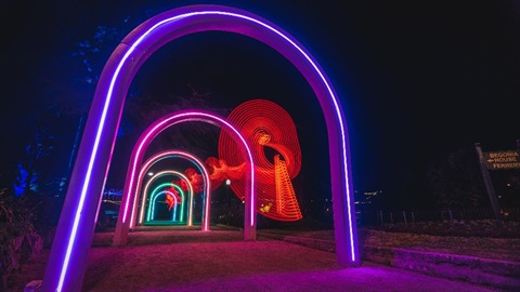 Rainbow-Arches.jpg
